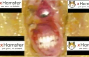 XXX Porr med en tjej i en gratis lespisk porrfilm röd kostym