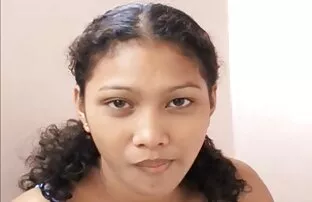 XXX Den person som lesbiskmassage kastar de två vännerna i köket