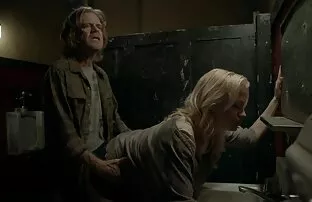 XXX Vakten drog ut henne ur lespisk sex film badrummet och det fanns en plats i korridoren