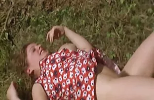 XXX Anal två lesbiskt med sin söta pojkvän lesbiskporr
