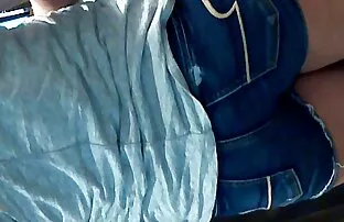 XXX Hennes vackra gratis lesbisk porr klänning suger innan anal