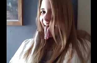 XXX Onani vid poolen av lesbisk svensk porr vackra flickor