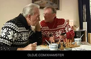 XXX Hon kom med kameran på hennes ansikte porrfilm lesbisk