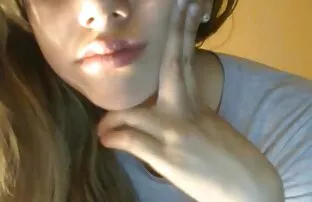 XXX Gosig flicka lespisk por gör med hål i hålet